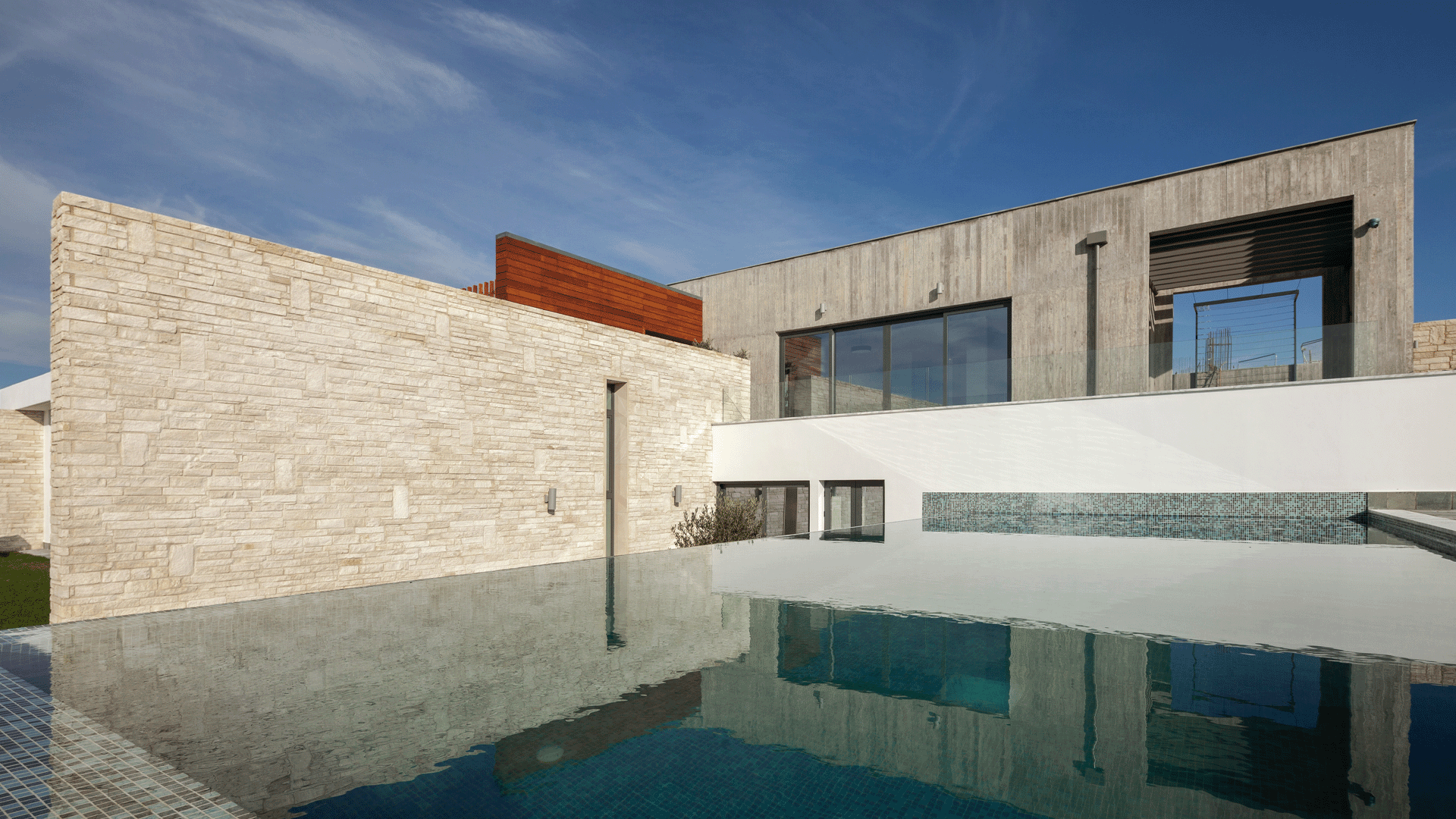 MUSKITA-Pearl Sea Caves