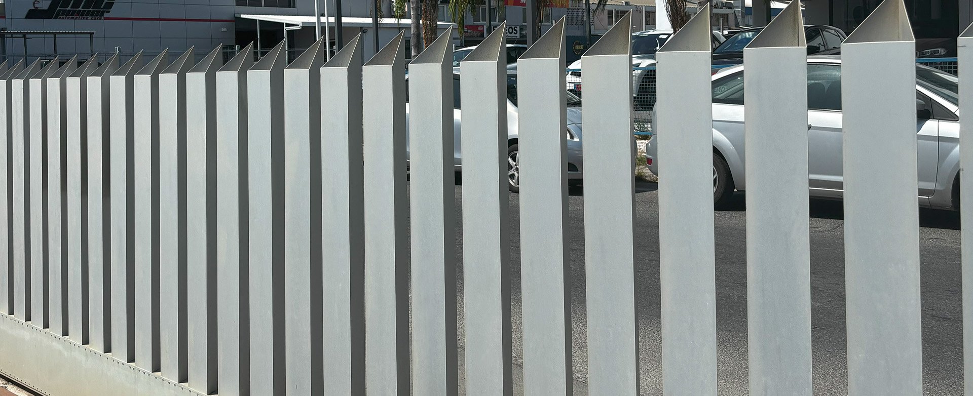 Fences with Standard & Louvre Profiles 