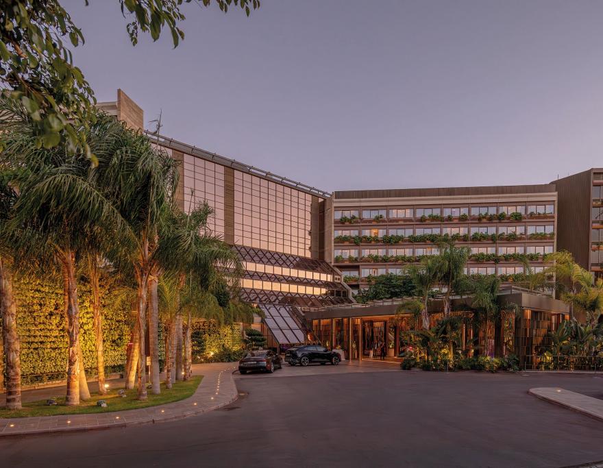 Four Seasons Hotel